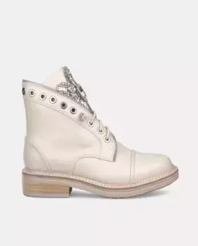 Женские кожаные ботильоны со шнурками и стразами Alma en Pena, цвет Crema