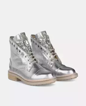 Женские кожаные ботильоны со шнурками и стразами Alma en Pena, серебряный