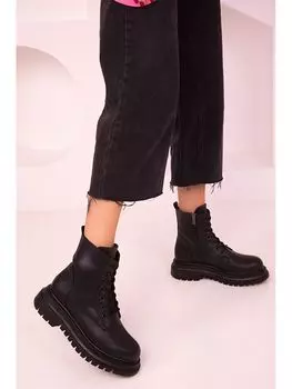 Женские кожаные ботинки на шнуровке Soho Exclusive