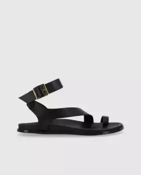 Женские кожаные сандалии на плоской подошве с кольцом на носке Alohas, черный