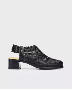 Женские кожаные туфли на резинке Pikolinos, черный