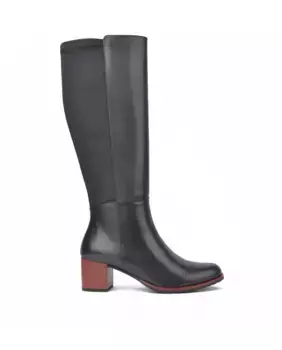 Женские кожаные высокие ботинки на молнии однотонного цвета Javier Larrainzar, черный