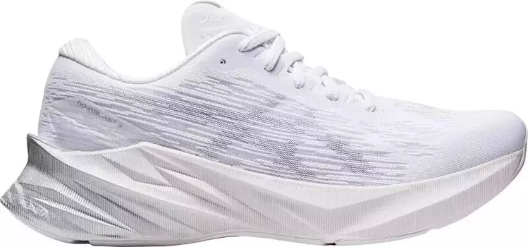 Женские кроссовки Asics Novablast 3, белый/серый