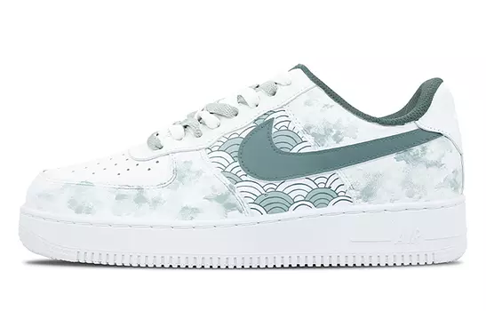 Женские кроссовки для скейтбординга Nike Air Force 1, Light Green