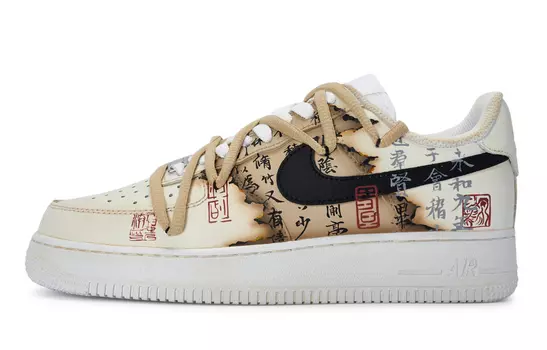 Женские кроссовки для скейтбординга Nike Air Force 1, Khaki/Vivid Sulphur/Anthracite/Black