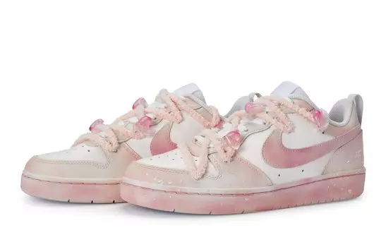 Женские кроссовки для скейтбординга Nike Court Borough Low, Pink, white and yellow