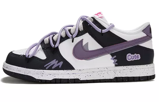 Женские кроссовки для скейтбординга Nike Dunk, White/Bright Concord/True Red/Black