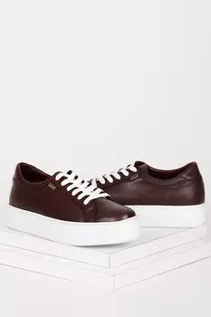 Женские кроссовки из натуральной кожи с круглым носком и мягкой подошвой на шнуровке 24240 GNDER(R), бургундия