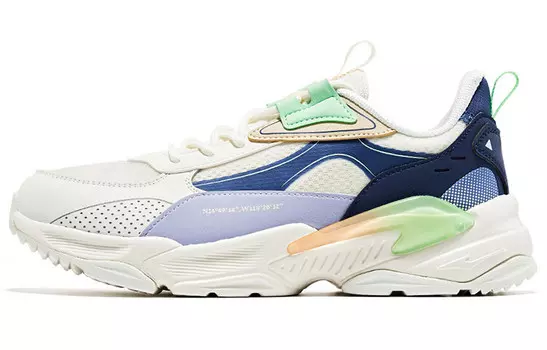 Женские кроссовки Lifestyle с низким верхом Oak Bud White/Fjord Blue Erke