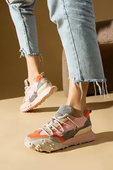 Женские кроссовки на шнуровке на толстой подошве 36-144-23 Pembe Potin, пудрово-розовый