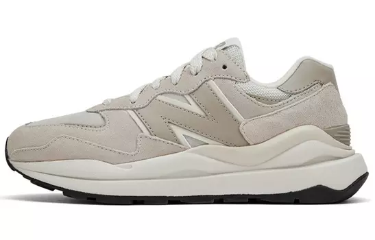 Женские кроссовки New Balance NB 5740