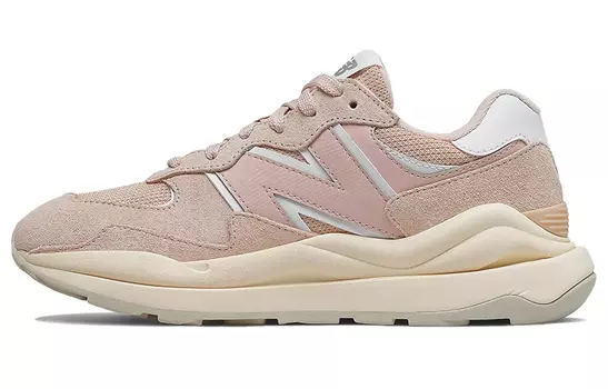 Женские кроссовки New Balance NB 5740