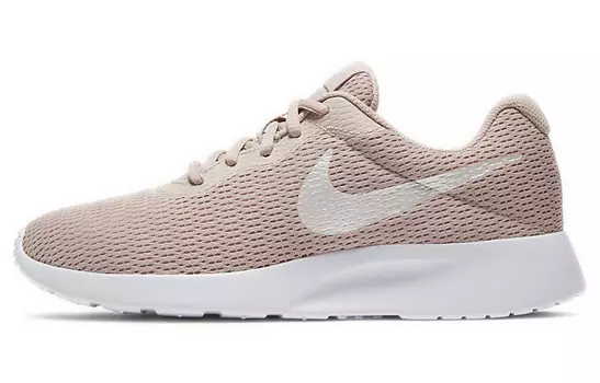 Женские кроссовки Nike Tanjun Lifestyle