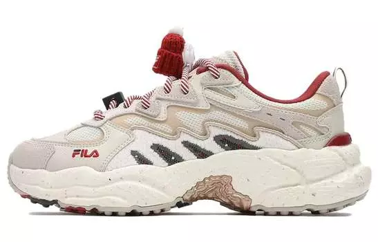 Женские массивные кроссовки FILA Fern, Beige/Red