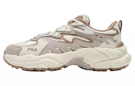Женские массивные кроссовки FILA, Light Beige