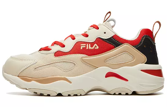 Женские массивные кроссовки FILA Tracer