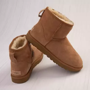 Женские мини-сапоги UGG Classic II, цвет Chestnut