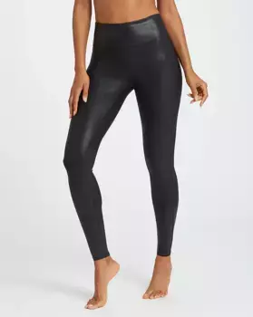 Женские моделирующие леггинсы с эффектом кожи Spanx, черный