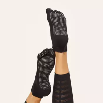Женские носки Socks Born Living Yoga, черный
