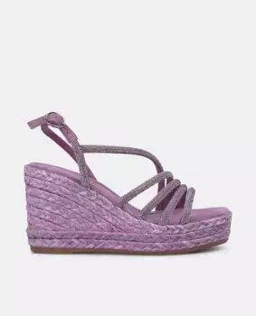 Женские плетеные босоножки на танкетке с ремешками из стразов и застежкой на пряжку Alma en Pena, сиреневый