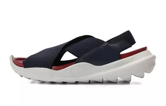 Женские пляжные сандалии Nike Praktisk