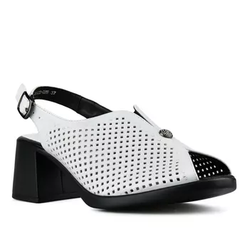 Женские повседневные босоножки белые Tendenz