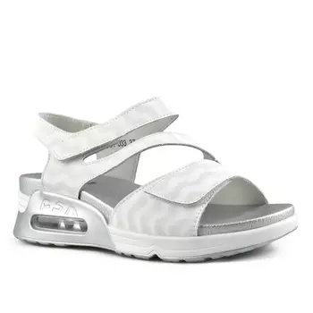 Женские повседневные босоножки белые Tendenz