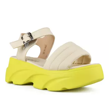 Женские повседневные босоножки бежевого цвета на платформе Tendenz