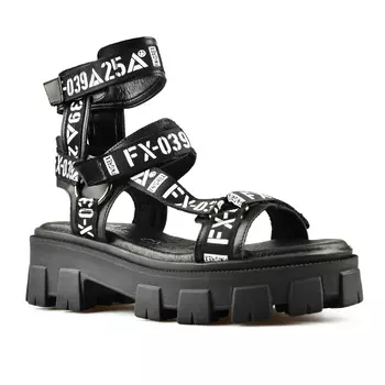 Женские повседневные босоножки черные Tendenz