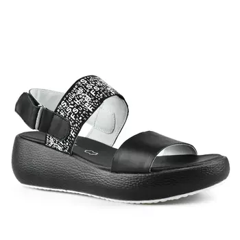 Женские повседневные босоножки черные Tendenz