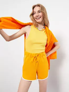 Женские прямые облегающие шорты с эластичной резинкой на талии LCW Casual