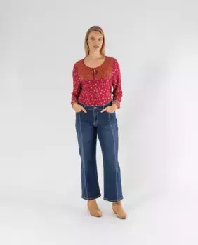 Женские расклешенные джинсы со средней посадкой и центральным швом October, синий