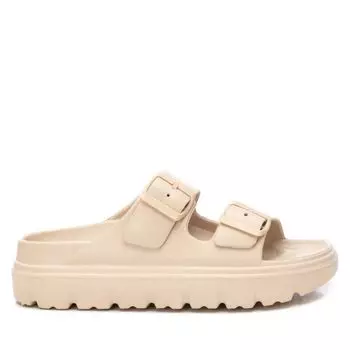 Женские резиновые сандалии на плоской подошве от XTI, бежевый