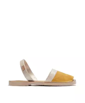 Женские сандалии Menorcan из фактурной кожи CASTELL MENORCA, желтый