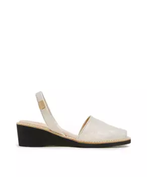 Женские сандалии Menorcan из золотистой кожи CASTELL MENORCA, золотой