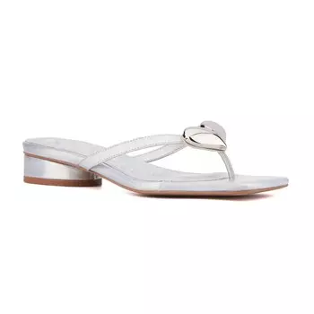 Женские сандалии на плоской подошве Olivia Miller Love Buzz, цвет Silver