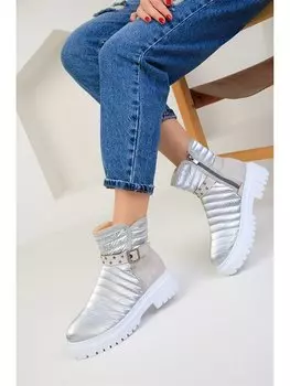 Женские сапоги с пряжками на толстой подошве Soho Exclusive