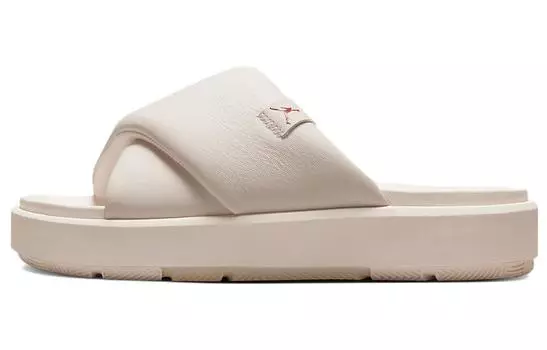 Женские шлепанцы Jordan Sophia Slide