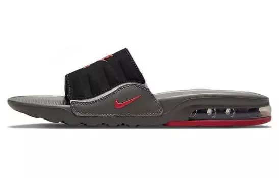 Женские шлепанцы Nike