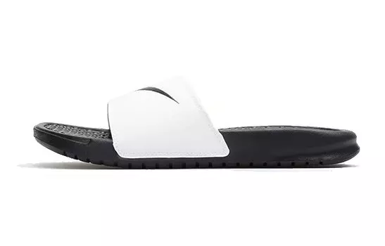 Шлепанцы и сланцы Nike Klapki Benassi Swoosh 'Black White' Women's