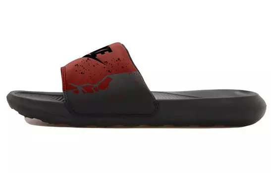 Женские шлепанцы Nike Victori One