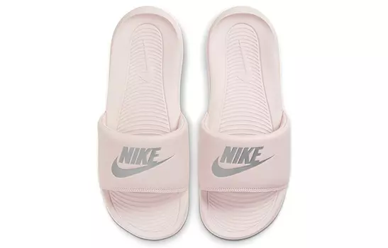 Женские шлепанцы Nike Victori One