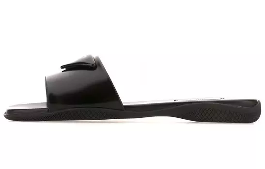 Шлепанцы женские Prada, черный