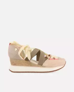 Женские спортивные босоножки на танкетке с сетчатой тканью и ремешками Gioseppo, цвет Nude