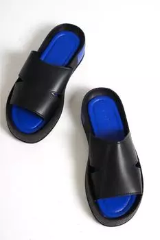 Женские тапочки на танкетке Capone с одним ремешком и яркими деталями, с декольте по бокам Capone Outfitters, черный