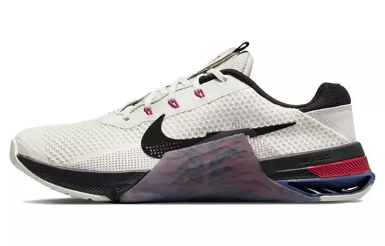 Женские тренировочные кроссовки Nike Metcon 7