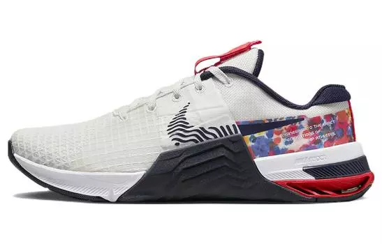 Женские тренировочные кроссовки Nike Metcon 8
