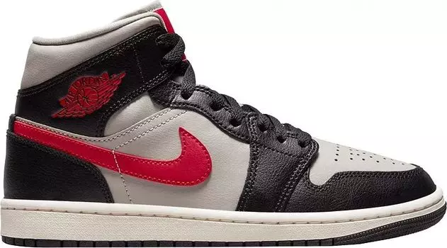 Женские туфли Air Jordan 1 Mid среднего размера, черный