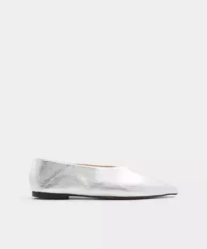 Женские туфли из кожи на плоской подошве с острым носком Aldo, серебряный