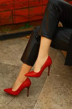 Женские туфли на шпильке TRENDBU, красный